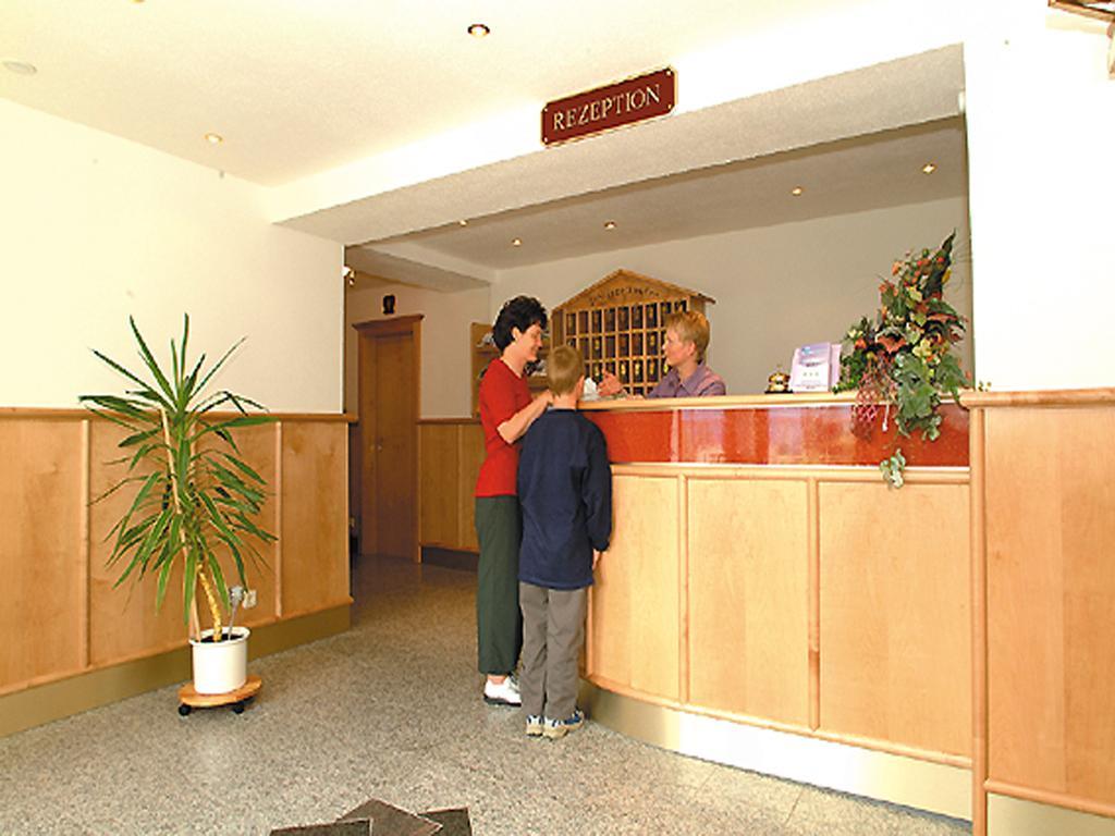 Garnihotel Zur Linde - Bayerischer Wald - Aktivcard Mit 154 Kostenfreien Leistungen - Kostenloser Parkplatz 로베르크 외부 사진